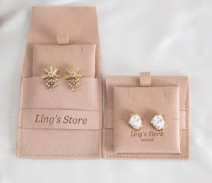 micro fiber suede pouch with earring pendant holder pad