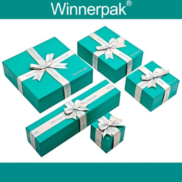 bespoke jewelry gift box with ribbon