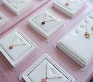 pendant jewelry holder display