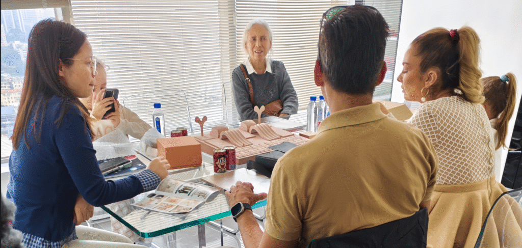 Jewelry packaging to French Polynesia