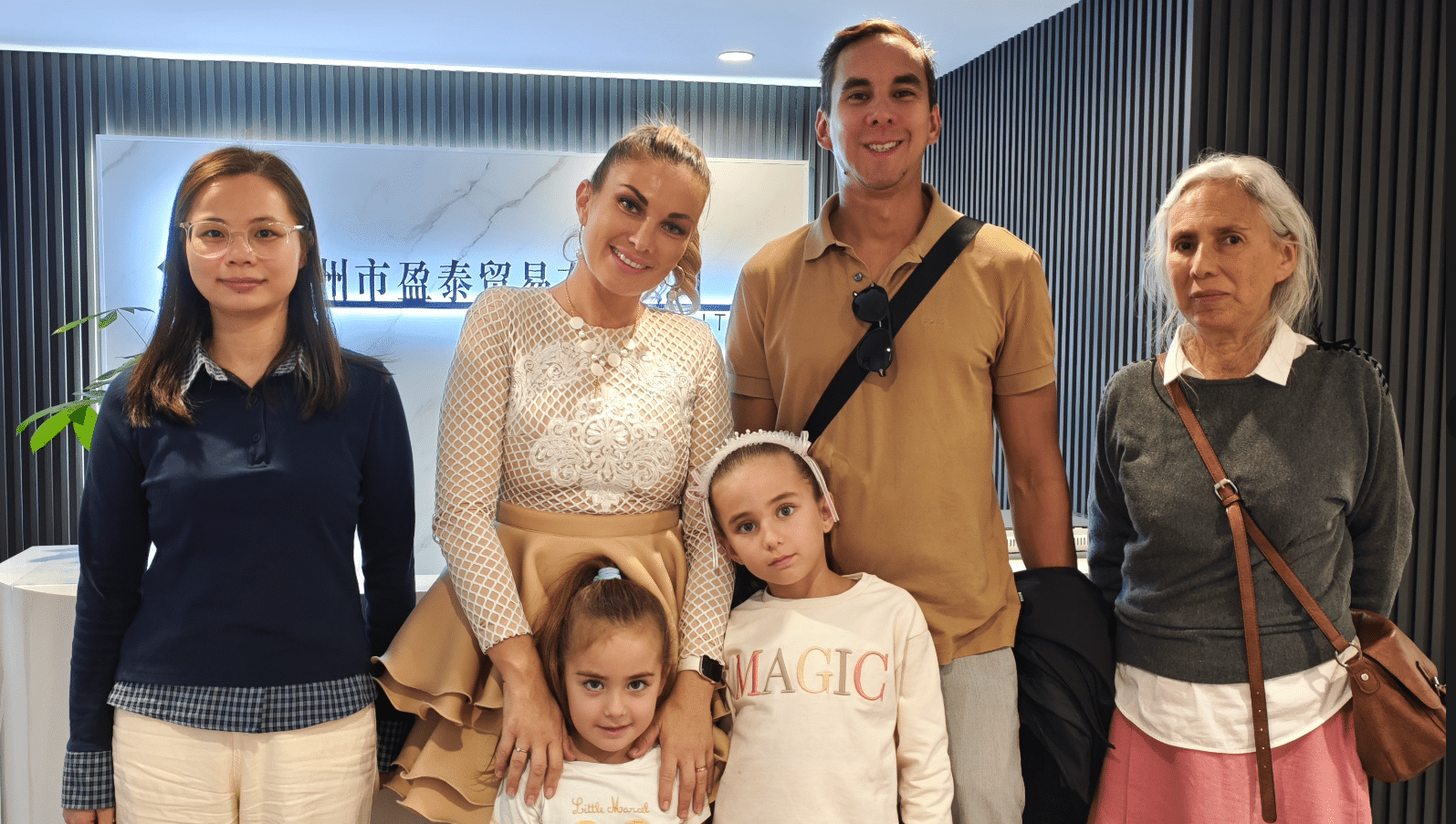 Polynesia jewelry packaging customer